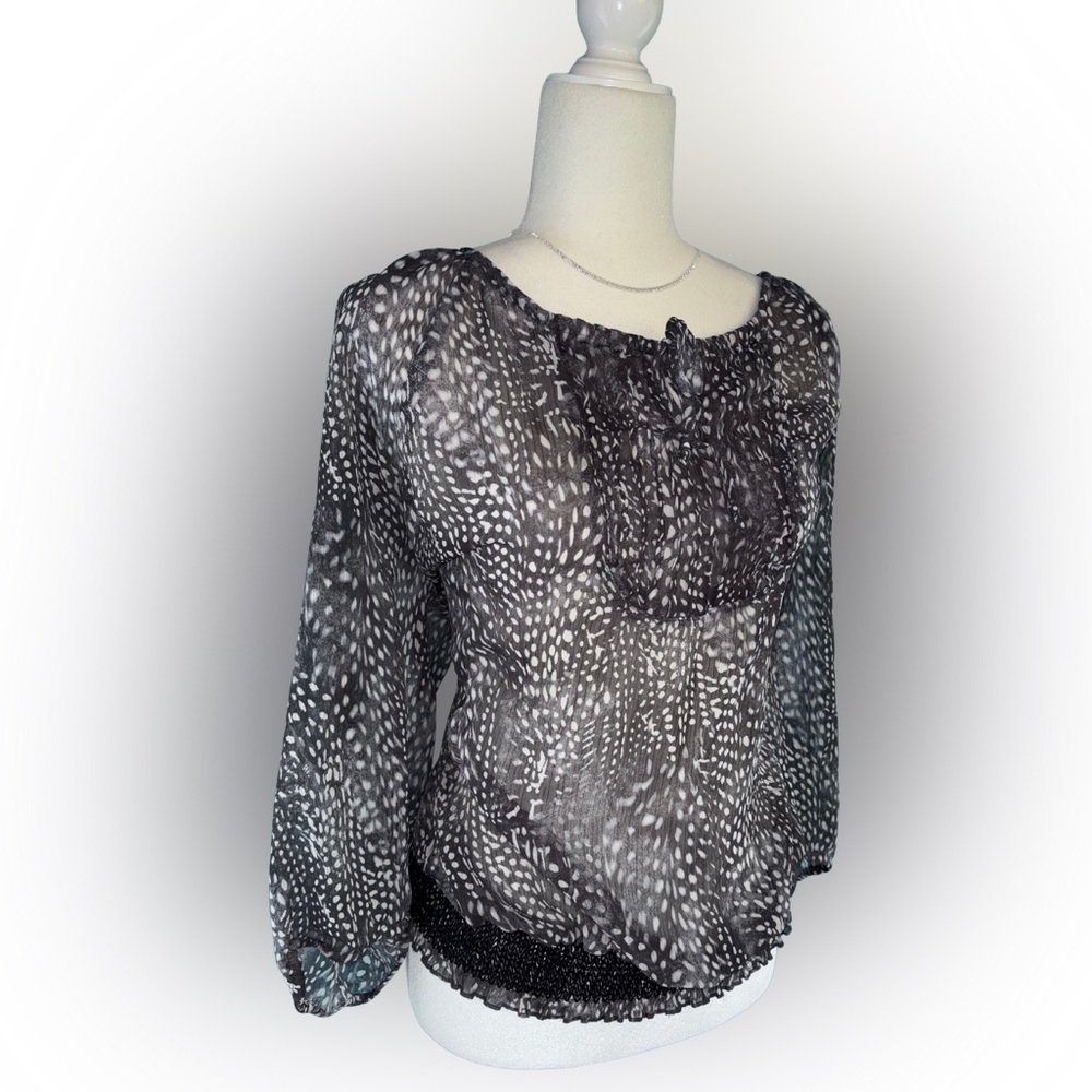 Maurices Sheer Black Gray& White Blouse Size 3X Smocked Hem & Billowy Sleeves